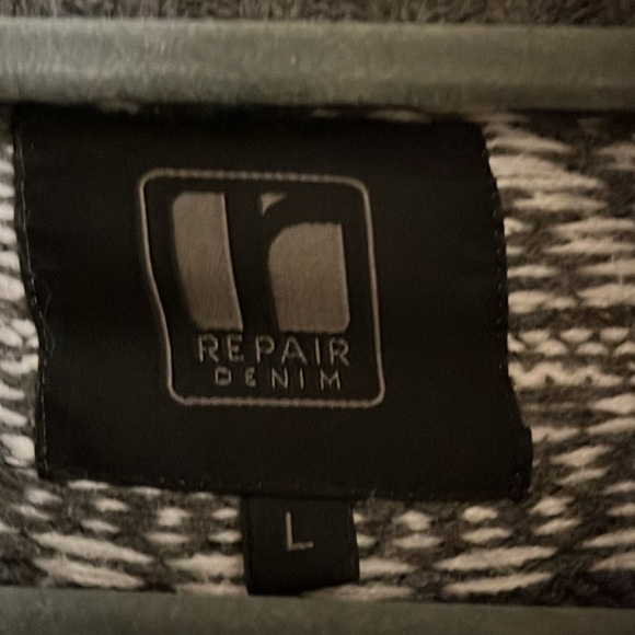 Nordic Sweater Women- Zip Up Cardigan Sweater - Grey and White Ski Sweater. - Picture 4 of 5